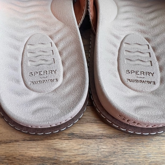 Womens Sperry boat sandals Flip flops tan leather size 7 plushwave - Picture 7 of 8